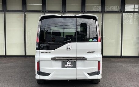Honda Stepwgn IV, 2017 год, 1 525 000 рублей, 7 фотография