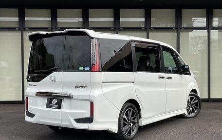 Honda Stepwgn IV, 2017 год, 1 525 000 рублей, 6 фотография