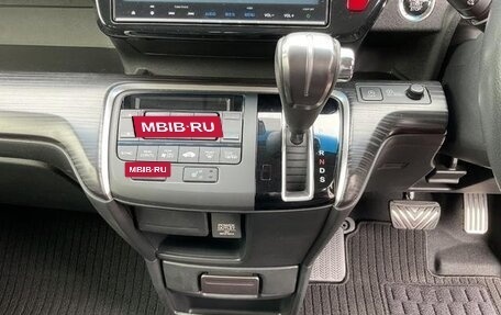Honda Stepwgn IV, 2017 год, 1 525 000 рублей, 10 фотография