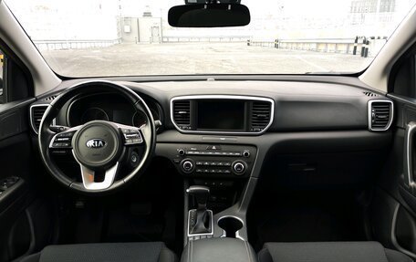 KIA Sportage IV рестайлинг, 2020 год, 2 155 000 рублей, 14 фотография