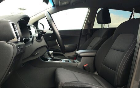 KIA Sportage IV рестайлинг, 2020 год, 2 155 000 рублей, 22 фотография