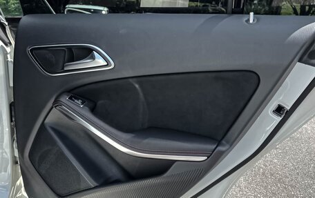 Mercedes-Benz CLA, 2016 год, 1 395 000 рублей, 34 фотография