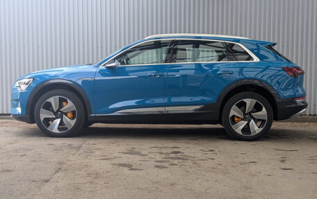 Audi e-tron I, 2019 год, 4 495 000 рублей, 8 фотография
