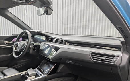 Audi e-tron I, 2019 год, 4 495 000 рублей, 16 фотография