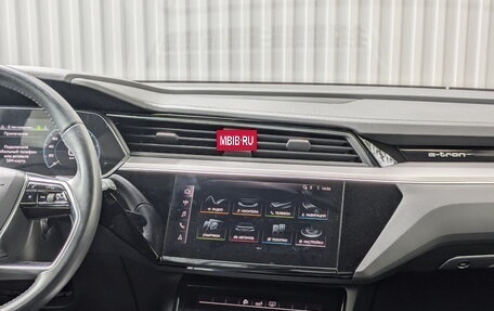 Audi e-tron I, 2019 год, 4 495 000 рублей, 15 фотография