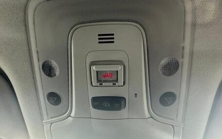 Toyota Prius IV XW50, 2022 год, 1 900 000 рублей, 18 фотография