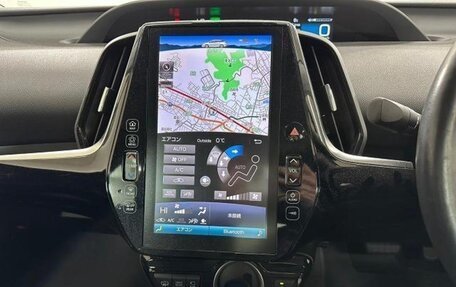 Toyota Prius IV XW50, 2022 год, 1 900 000 рублей, 16 фотография