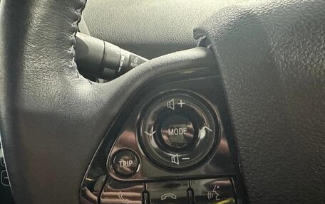 Toyota Prius IV XW50, 2022 год, 1 900 000 рублей, 22 фотография