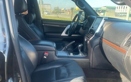 Toyota Land Cruiser 200, 2018 год, 6 000 000 рублей, 6 фотография