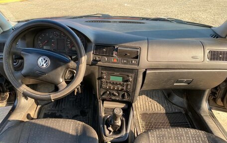 Volkswagen Golf IV, 2002 год, 330 000 рублей, 18 фотография