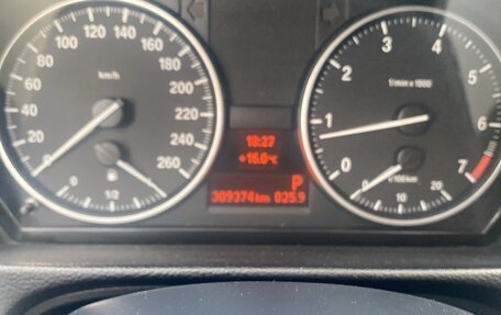 BMW 3 серия, 2011 год, 920 000 рублей, 39 фотография