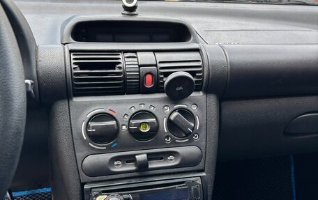 Opel Corsa B, 1999 год, 180 000 рублей, 1 фотография