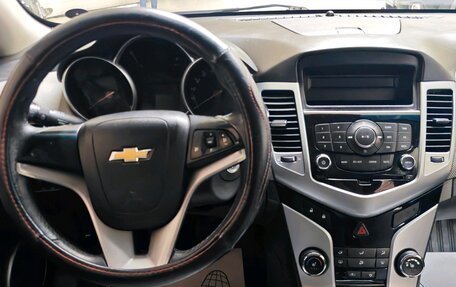 Chevrolet Cruze II, 2012 год, 650 000 рублей, 10 фотография