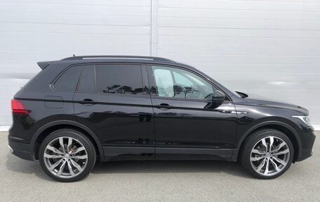 Volkswagen Tiguan II, 2022 год, 3 599 000 рублей, 5 фотография