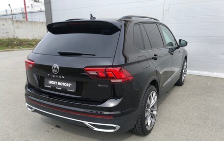 Volkswagen Tiguan II, 2022 год, 3 599 000 рублей, 8 фотография