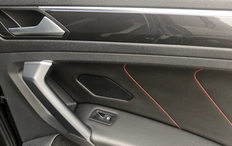Volkswagen Tiguan II, 2022 год, 3 599 000 рублей, 23 фотография