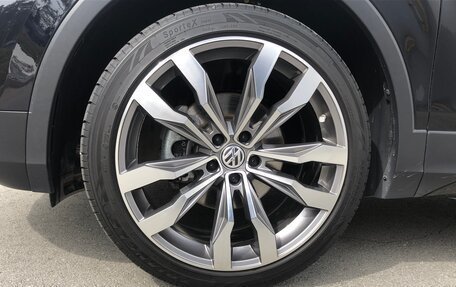 Volkswagen Tiguan II, 2022 год, 3 599 000 рублей, 26 фотография