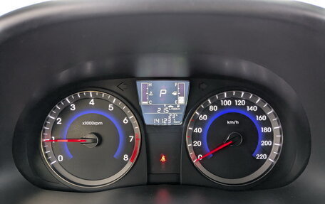 Hyundai Solaris II рестайлинг, 2014 год, 950 000 рублей, 14 фотография