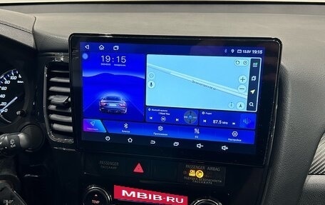 Mitsubishi Outlander III рестайлинг 3, 2018 год, 1 899 000 рублей, 18 фотография