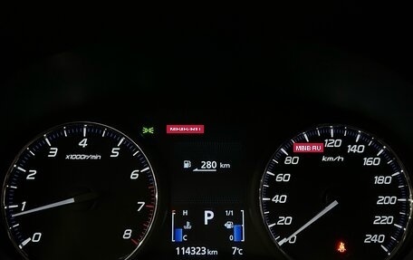 Mitsubishi Outlander III рестайлинг 3, 2018 год, 1 899 000 рублей, 23 фотография