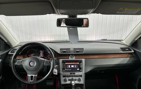 Volkswagen Passat B7, 2012 год, 1 247 000 рублей, 9 фотография