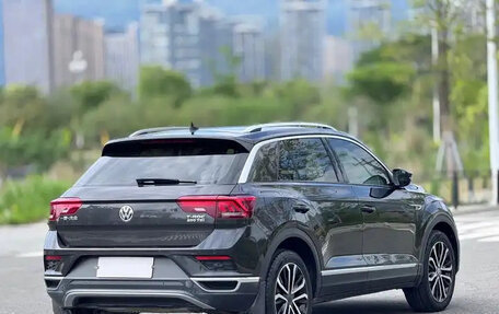 Volkswagen T-Roc I, 2021 год, 1 540 810 рублей, 6 фотография