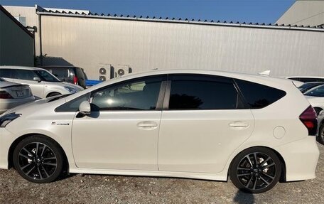 Toyota Prius Alpha I (ZVW40/41), 2021 год, 1 526 000 рублей, 2 фотография