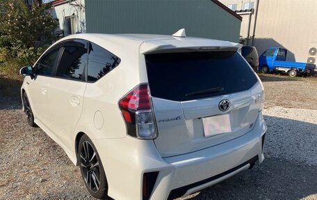 Toyota Prius Alpha I (ZVW40/41), 2021 год, 1 526 000 рублей, 3 фотография