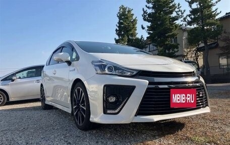 Toyota Prius Alpha I (ZVW40/41), 2021 год, 1 526 000 рублей, 7 фотография