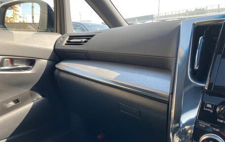 Toyota Vellfire II, 2021 год, 3 566 000 рублей, 32 фотография