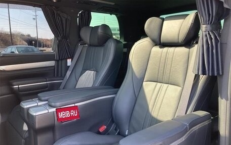Toyota Vellfire II, 2021 год, 3 566 000 рублей, 27 фотография