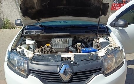Renault Logan II, 2015 год, 510 000 рублей, 4 фотография