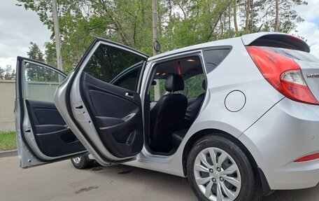 Hyundai Solaris II рестайлинг, 2015 год, 920 000 рублей, 6 фотография