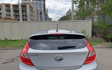 Hyundai Solaris II рестайлинг, 2015 год, 920 000 рублей, 5 фотография