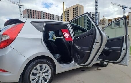 Hyundai Solaris II рестайлинг, 2015 год, 920 000 рублей, 3 фотография
