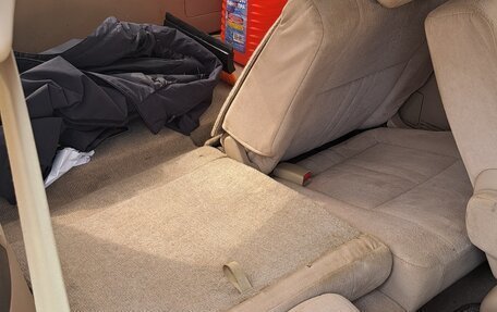 Toyota Gaia, 2001 год, 700 000 рублей, 3 фотография