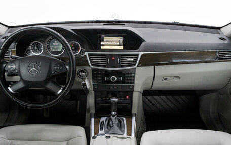 Mercedes-Benz E-Класс, 2010 год, 1 435 000 рублей, 19 фотография