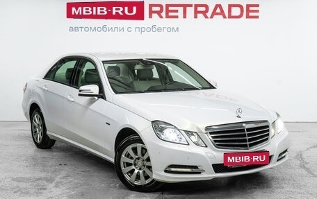 Mercedes-Benz E-Класс, 2010 год, 1 435 000 рублей, 4 фотография