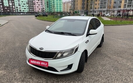KIA Rio III рестайлинг, 2013 год, 720 000 рублей, 2 фотография