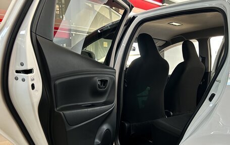 Toyota Vitz, 2019 год, 1 060 000 рублей, 29 фотография