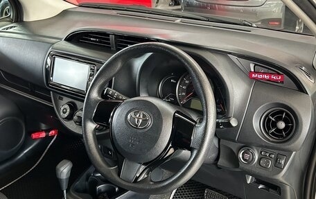 Toyota Vitz, 2019 год, 1 060 000 рублей, 22 фотография