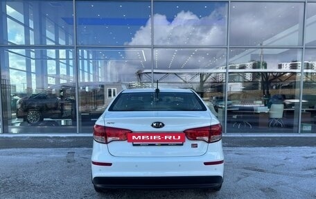 KIA Rio III рестайлинг, 2017 год, 1 370 000 рублей, 5 фотография