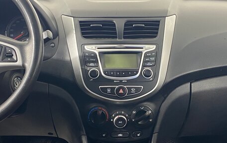 Hyundai Solaris II рестайлинг, 2012 год, 849 000 рублей, 16 фотография