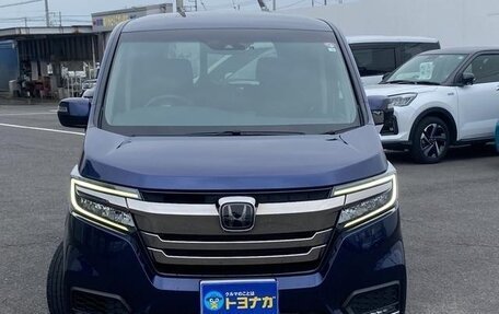 Honda Stepwgn IV, 2021 год, 1 930 000 рублей, 2 фотография