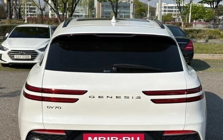 Genesis GV70, 2021 год, 4 050 000 рублей, 3 фотография