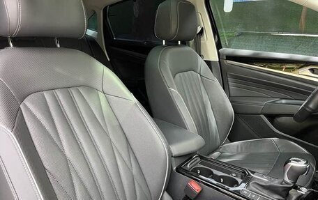 Volkswagen Passat B8 рестайлинг, 2022 год, 2 280 000 рублей, 10 фотография
