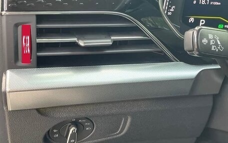 Volkswagen Passat B8 рестайлинг, 2022 год, 2 280 000 рублей, 18 фотография