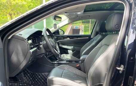Volkswagen Passat B8 рестайлинг, 2022 год, 2 280 000 рублей, 33 фотография