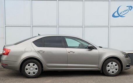 Skoda Octavia, 2019 год, 1 499 000 рублей, 4 фотография