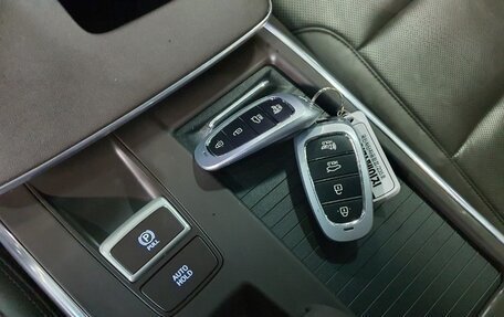 Hyundai Grandeur, 2021 год, 2 440 000 рублей, 17 фотография